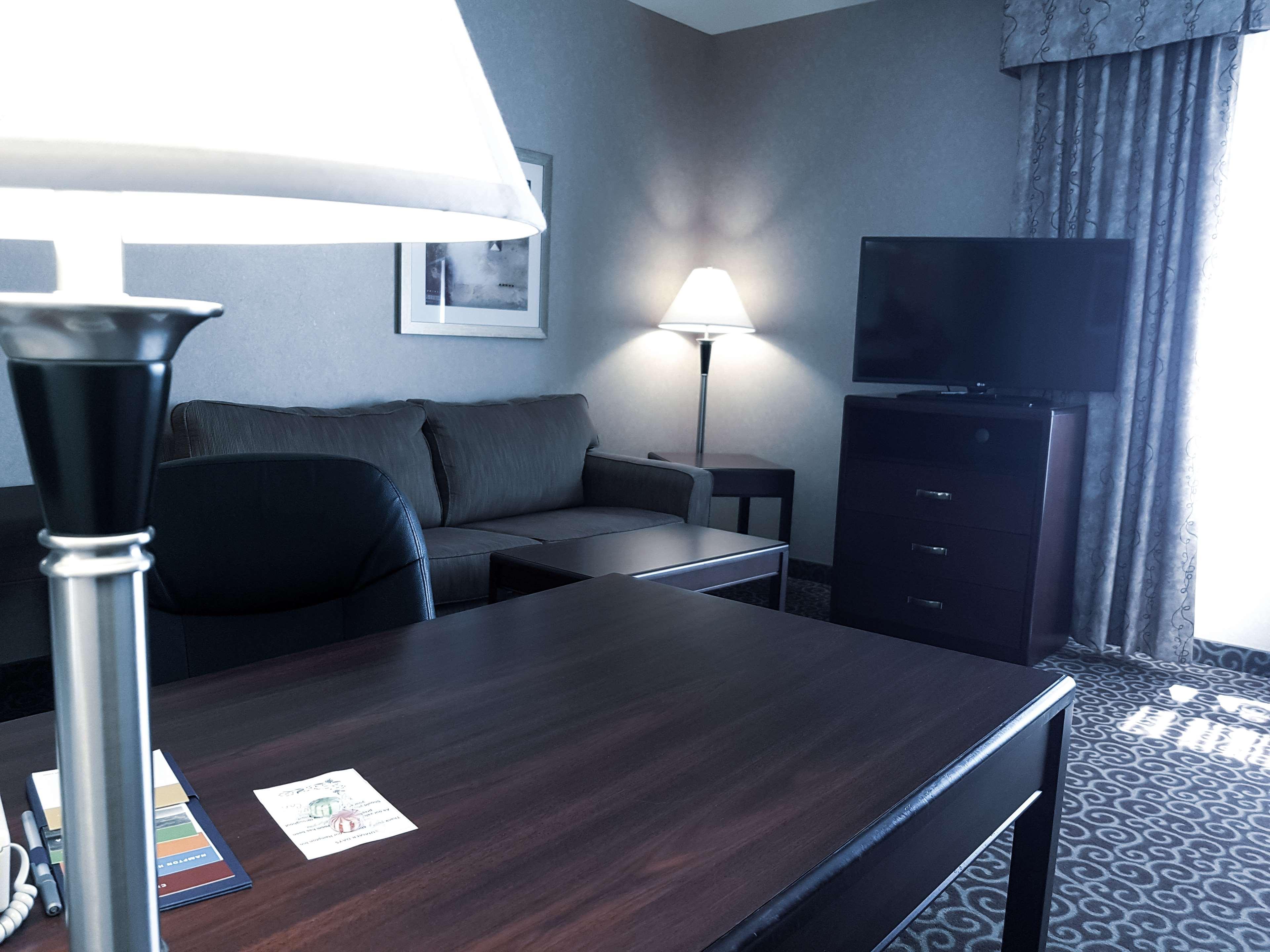 Hampton Inn & Suites By Hilton Edmonton International Airport Leduc Kültér fotó