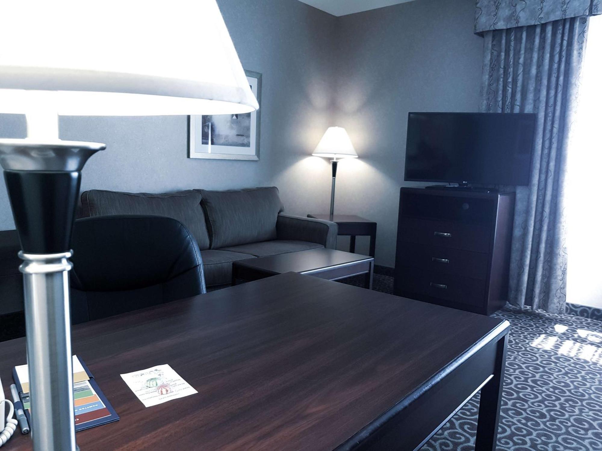 Hampton Inn & Suites By Hilton Edmonton International Airport Leduc Kültér fotó